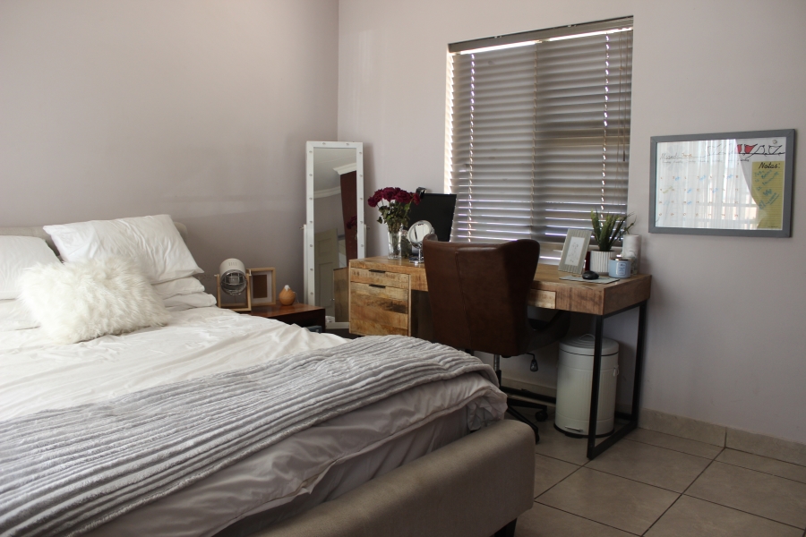 2 Bedroom Property for Sale in Waterberry Estate North West